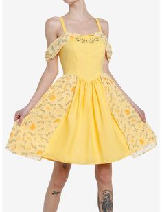 Her Universe Belle Inspired Outfits, Beauty And The Beast Dress, Beauty And The Beast Belle, Gold Roses, Retro Skirt, Her Universe, Dapper Day, Belle Dress, Disney Beauty And The Beast