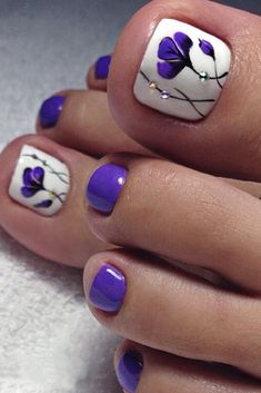 Beach Toe Nails, Pedicure Designs Toenails, Pedicure Nail Designs, Nail Designs Pictures, Gel Toe Nails, Toe Nail Color, Pretty Toe Nails, Classy Nail Designs, Cute Toe Nails