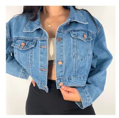 Oversized light-weight cropped jacket perfect for any occasion Crop Jean Jacket Outfit, Blue Denim Jacket Outfit, Green Denim Jacket, Pink Denim Jacket, Studded Denim Jacket, Dark Denim Jacket, Demin Jacket, Plus Jumpsuit, Jean Jacket Outfits