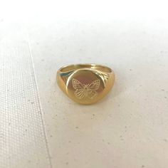 Butterfly Signet Ring - Abigail Fox Designs Piercings Jewelry, Signet Rings, Fox Design, Butterfly Ring, Pretty Jewelry, Hair Accessories Jewelry, Travel Fashion, Aesthetic Hair, Engraved Rings