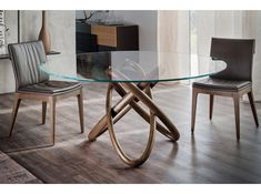 alt Italian Dining Table, Glass Dining Room Table, Glass Round Dining Table, Italian Furniture Modern, Furniture Manufacturing, Cattelan Italia, Italian Dining, Glass Dining Table, Lifestyle Trends