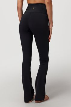 Supermodel status. A high-rise, body-hugging bootcut pant with a built-in hidden cell phone back pocket. Designed with our Dream Tech Eco Jersey that is compressive, moisture-wicking, quick-drying, and anti-odor. | Giselle Bootcut Pant in Black Good Jeans, Blossom Branch, Bootcut Pants, Spiritual Gangster, Mens Essentials, Tank Dress, Sweater Jacket, Short Pants, Cherry Blossom