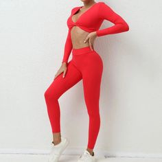 Vara Fitness Set. A comfortable fit with a sporty look for workouts, yoga or just hanging out. Feel comfortable and look great. Detail: Scrunch BootySleeve Style: LongWaist Type: HighMaterial: Nylon, Spandex Yoga Suit, Twist Top, Yoga Set, Gym Leggings, Cardigan Top, Sporty Look, Yoga Clothes, Tops For Leggings, Workout Leggings