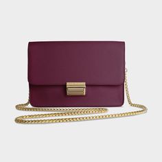 Anya Box Bag- Burgundy - Lark & Lily Boutique Over The Shoulder Bag, Box Bags, Prom 2023, Over The Shoulder Bags, Handbag Wallet, Gold Logo, Wallet Accessories, Box Bag, Chain Strap