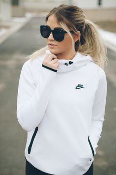 work it out Nike Lunar Force, Outfits Dress, Nike Lunar, Haircut Hairstyle, Sport Style, Women Outfit, Clothes Style