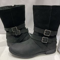 Brand New Never Worn Winter Zip Up Boots By Ugg Australia Style: Boot (1095155)) Size: 7 (New Without Box) Color: Black With Sheep Wool 100% Authentic And New So Buy With Confidence. Comes From Pet/Smoke Free Environment. Thank You For Sharing And Your Visit. Outdoor Moto Boots With Buckle And Round Toe, Black Biker Moto Boots For Outdoor, Black Moto Boots With Round Toe For Outdoor, Black Biker Waterproof Boots For Winter, Casual Moto Boots With Buckle Closure For Outdoor, Black Biker Style Waterproof Boots For Winter, Black Rugged Leather Mid-calf Boots, Black Waterproof Moto Boots For Fall, Casual Moto Boots With Reinforced Toe