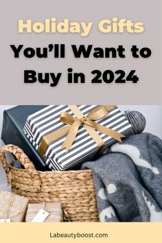 holiday gifts you'll want to buy in 2021 with text overlay that reads, holiday gifts you'll want to buy in 202