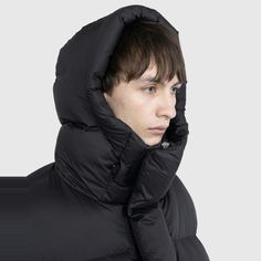 Lightweight 100% polyester outer shell 700 loft/fill power Ethically sourced 90% duck down, 10% feather fill Internal ribbed cuff detail Front zip fastening Front Velcro closure Adjustable hood and hem drawcords Waist pockets Internal chest pocket Entire Studios, Cuff Detail, Duck Down, Chest Pocket, Puffer, Loft, Cuff