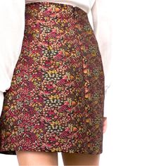 This Jacquard Mini Skirt Is Adorned With All Over Floral Print That Looks Expensive And Dressy. Super Versatile And Not Too Short, This Mini Is A Staple For All Seasons Because Of All The Colors! This Skirt Is Mid Rise And Hits Right At The Belly Button (For Me) Perfect For Tucking In Tops! Brand New But Without Tags. Jacquard Mini Skirt, Floral Print Skirted Bottoms For Fall, Elegant Multicolor Fall Skirt, Multicolor Skirted Bottoms For Fall, Multicolor Mini Skirt For Fall, Chic Floral Print Mini Skirt For Fall, Zara Lined Mini Skirt For Fall, Fitted Floral Print Mini Skirt For Fall, Fall Floral Print Mini Skirt