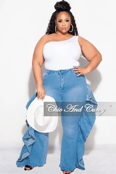 Final Sale Plus Size Denim Jean with Dramatic Side Ruffle – Chic And Curvy Chic And Curvy, Curvy Fashionista, Plus Size Denim, Plus Size Shirts, Denim Jean, Size Clothing, Plus Size Outfits, Final Sale, Denim Jeans