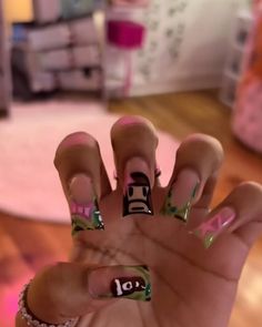 Raiders Nails, White Acrylic Nails, Kawaii Nails, Acrylic Nail Designs, How To Do Nails, Nail Inspo