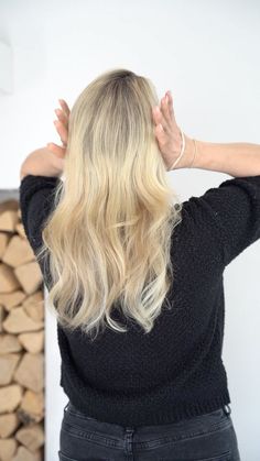 Antje Maranca | Hair Hack💥 Finde die Frisur einfach und schön und einfach schön- oder was meint ihr? Sieht auf jeden Fall nach „mehr“ aus 🤩 Probiert es m… | Instagram Hair Hack, Hair, On Instagram, Instagram