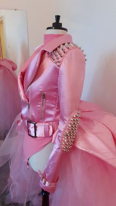 Pink Star Outfit, Drag Queen Outfits Ideas, Drag Queen Outfits, Weird Fashion, Fashion Costume, Look Vintage, Girly Fashion, Kpop Outfits, Dance Outfits