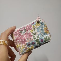 Coin purse/ mini pouch Pouch Bags, Market Stall, Mini Pouch, Market Stalls, Mini Pouches, Coin Purses, Purse Pouch, Bags Purses, Pouch Bag