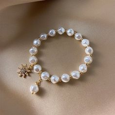 ZENSHE Women's Fashion Stylish Flower Design Simulated Pearl Bracelet - Divine Inspiration Styles Pearl Bracelet Jewelry, White Pearl Bracelet, Pattern Animal, Pave Setting, Mood Tracker, Pearl Chain, Love Bracelets, Pendant Bracelet, Bracelet For Women