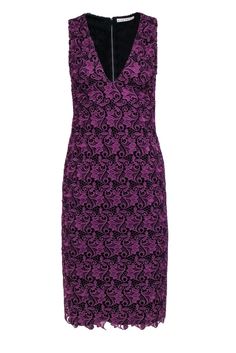 Current Boutique-Alice & Olivia - Purple Lace Sheath Dress Sz 4 V-neck Gala Dress With Lace Trim, V-neck Lace Trim Gala Dress, Elegant V-neck Lace Dress For Night Out, Elegant V-neck Dress With Scalloped Lace, Elegant V-neck Lace Dress For Gala, Elegant Lace V-neck Party Dress, Dressy Lace V-neck Dress, Dressy V-neck Lace Dresses, Sheath Lace Dress With Lace Trim For Date Night