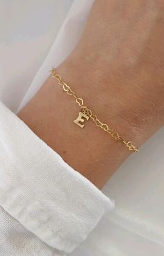 https://begoldenshoppe.etsy.com/listing/1796984315 Mama Bracelet, Personalized Bracelet, Heart Chain, Initial Bracelet, Personalized Bracelets, Heart Bracelet, Charm Bracelets, Gold Filled, Initials