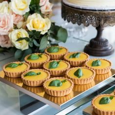 Incredible Mini-Dessert Ideas For Weddings / Blog | Wedding Outline