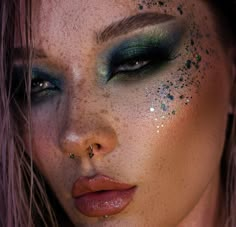 Glitter Mask Makeup, Rave Makeup Neon, Fairy Goddess Makeup, High Fae Makeup, Water Goddess Makeup, Dragon Inspired Makeup, Dance Performance Makeup, Extraterrestrial Makeup, Enchanted Makeup Looks