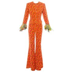 Gianni Versace orange floral printed silk flared pant suit. Spring-Summer 1993 Designer Overalls, Lambskin Leather Blazer, Robes Vintage, Versace Couture, Wool Mini Skirt, Designer Jumpsuits, Couture Mode, Vintage Suits, Miuccia Prada