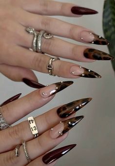 Extra Fall Nails, Almond Fall Nail Ideas, Revenge Nails, Baddie Fall Nails, Baddie Almond Nails, Fall Baddie Nails, Fall Almond Nails Ideas, Freestyle Nails, Goth Nails