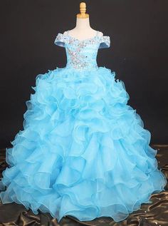 Feature:blue girls pageant dresses,pageant dresses for teenage girl,pageant dresses for tweens. Keep it very sassy and classy in this organza ballgown. This beading is sure to make you outshine your competition. The tiered layers with double the horsehair are the perfect addition to this style. This formal girl dress can be custom made with no extra cost,lace up back or zipper back are all available. Description1, Color: picture color or other colors, there are 126 colors are available, please c Party Dresses For Teens, Junior Pageant Dresses, Pagent Dresses, Kids Pageant Dresses, Beauty Pageant Dresses, Flower Girl Dresses Tutu, Princess Dress Up