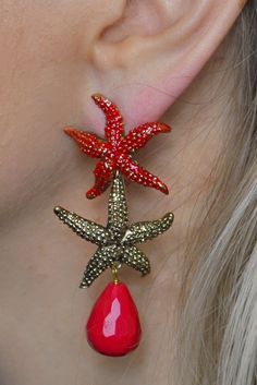 STARFISH ENAMEL EARRINGS, Summer earrings, light big earrings, colorful earrings, Vintage bakelite jewelry, 14 K gold earrings  These spectacular earrings are a true piece of art and perfectly recreate the richness of the seabed.    Click through to discover it!   #earrings #earringsoftheday #unusualjewelry #goldjewelry #statementjewelry #mylittlevendome Unusual Vintage Jewelry, Mother Daughter Jewelry, Bakelite Jewelry, Earrings Summer, Unusual Earrings, Earrings Colorful, Gold Jewelry Sets, Gold Aesthetic, Stay Gold