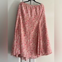 Gorgeous Floral Pink Skirt. Lightweight And Flowing To Wear. Never Worn Condition. Women’s Plus Size 3x Feminine And Flattering Pull-On Skirt In Pink Floral Print With Godet Panels For Extra Flare. - All-Around Elastic Waist. - Hits At Calf. - Length: Women’s 34". - Fully Lined. - Poly Georgette. - Machine Wash/Dry. Stored In A Smoke-Free Environment Apple Seeds, Floral Midi Skirt, Pink Floral Print, Pink Skirt, Pink Floral, Pink White, Midi Skirt, Elastic Waist, Womens Skirt