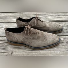 Men’s Burberry Suede Wingtip Oxford Derby Shoes Full Suede Upper Muted Taupe Color Lace Up Leather Insole It Size 44.5, Us Size 11.5 Excellent Condition. Offers Welcome! Classic Wingtip Dress Shoes With Suede Lining, Business Dress Shoes With Suede Lining And Round Toe, Business Casual Dress Shoes With Suede Lining, Wingtip Dress Shoes With Suede Lining For Derby, Formal Low-top Leather Shoes With Suede Lining, Suede Wingtip Derby Shoes, Suede Low-top Oxfords For Business, Low-top Suede Oxfords For Business, Business Casual Plain Toe Oxfords With Suede Lining