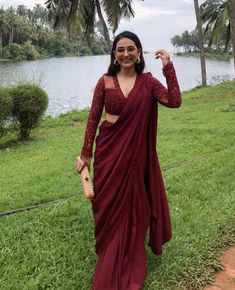 Maroon Saree Blouse Design, Cherry Red Saree Farewell, Wine Red Saree For Farewell, Wine Colour Saree For Farewell, Full Sleeves Blouse Designs Saree, Convocation Saree Graduation Indian, Wine Saree Look, Modern Saree Look For Wedding, Full Sleeve Blouse Designs Saree