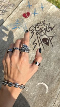 Barbed Wire Ring ⛓ 100% solid 316L stainless steel 💦 Waterproof 👽 NO green skin. NO tarnish. NO rust 🖐 Sizes 5-10 available Gothic Items, Barbed Wire Ring, Hands With Rings, Barb Wire, Mens Nails, Grunge Jewelry, Green Skin, Wire Ring, Purple Outfits