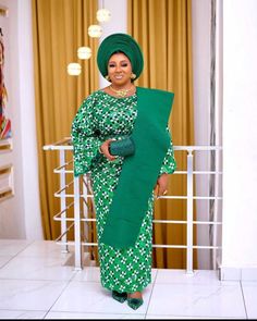 Iro and buba lace Green Fitted Gown For Wedding Guest, Fitted Green Gown For Wedding Guest, Elegant Green Lace Gown, Elegant Green Lace Maxi Dress, Formal Green Lace Gown, Formal Green Maxi Dress, Green Lace Maxi Dress For Wedding, Festive Green Dress For Wedding Guest, Traditional Green Evening Gown