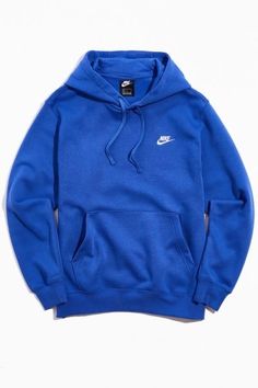 Nike Sportswear Club Fleece, Nike Sweatshirts, Cute Everyday Outfits, Nike Hoodie, Fleece Sweatshirt, Preppy Outfits, Nike Outfits