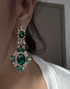 Quality glass beads crystals earrings in emerald green Shipping out within 7 days after payment ，arrived within 10-15 days usually by express delivery . Prom Dresses Corset, Crystals Earrings, Beaded Applique, Rhinestone Bead, Dress Gift, Bridal Pearls, Couture Dresses, Kids' Dresses, Crystal Earrings