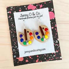 Funky Clay Earrings, Friends Painting, Painting With A Twist, Teacher Earrings, Friend Painting, Polymer Clay Flower Jewelry, Art Palette, Jewelry Artist, Earrings Art