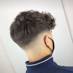 Lowfade Taper, Lowfade Hair, Curly Hair Asian, White Guy Haircuts, Haircut Mid Fade, Mid Fade Haircut, Best Fade Haircuts, Hair Asian, Mens Haircuts Short Hair