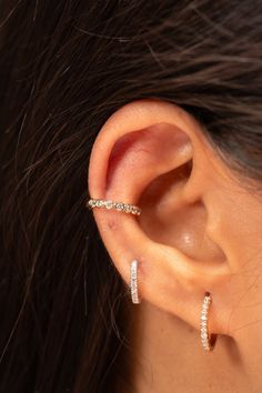 Ear cuff no piercing, Diamond ear cuff, 14k gold ear cuff, Bezel ear cuff Yellow White Rose gold Cuff, DCB JEWELS F U L L ∙ D E T A I L S  ♦ Karat: 14k ( 18K optional ) ♦ Gold Colour: Available in White, Yellow or Rose Gold ♦ Total Diamond Weight: 0.10 ct single ( real Natural Diamond )  ♦ Diamond mm: 1.4 mm ♦ Number of stones:  ♦ Diamond Clarity: VS  ♦ Diamond Color: F-G ♦ Ear Cuff Length : 13.70 mm ♦ Ear Cuff Inside Width : 10/11mm ♦ 10 Ear Cuff opening : 4mm opening ( customisation available 14k Gold Ear Cuff, Stained Glass Earrings, Diamond Ear Cuff, Gold Ear Cuff, F U, Vs Diamond, Ear Cuffs, Bezel Diamond, Cuff Earrings