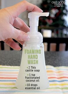 Foaming Hand Wash, Foaming Hand Soap, Young Living Oils, Doterra Oils, Diy Essential Oils, Cleaners Homemade