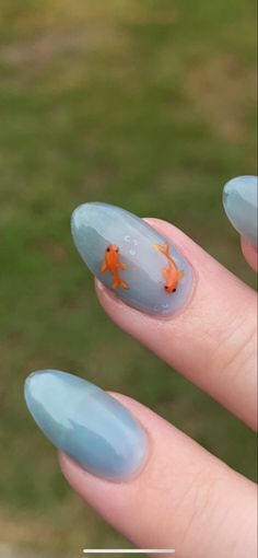 Gold Fish Nail Art, Novelty Nail Designs, Fishbowl Nails, Pond Nail Art, Nails With Fish Design, Complicated Nail Art, Fish Tank Nails, Granola Nails Aesthetic, Nail Art Fish