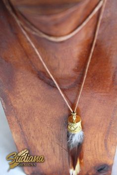 Adjustable Bohemian Necklaces With Feathers, Adjustable Feather Festival Jewelry, Adjustable Feather Jewelry For Festivals, Adjustable Feather Necklace As Gift, Feather Necklace, Feather Necklaces, Brass Necklace, Balinese, Pendant Necklaces