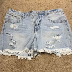 Brand New!!! I Took The Tags Off, But Have Never Worn Them. Soft Material. Perfect Shorts For Summer! Ripped Fashion, 2 Front Pockets, 2 In The Back. Forever 21 Cotton Jean Shorts, Forever 21 Blue Jean Shorts, Forever 21 Blue Cutoff Shorts, Forever 21 Light Wash Casual Jean Shorts, Forever 21 Light Wash Summer Shorts, Forever 21 Light Wash Short Bottoms, Forever 21 Light Wash High Rise Shorts, Forever 21 Casual Light Wash Jean Shorts, Forever 21 High Rise Light Wash Shorts