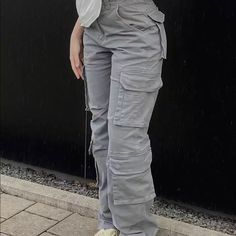 Brand New Style Salopette, Street Style Jeans, Vintage Cargo Pants, Baggy Pants Women, Cargo Pants Baggy, High Waisted Cargo Pants, Cargo Hose, Overalls Vintage, Grey Cargo Pants