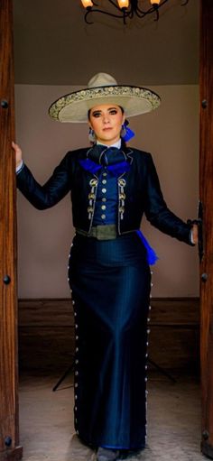 Womens Mariachi Outfit, Charro Women Outfit, Mariachi Outfit For Women, Charro Outfits For Women, Mariachi Dress, Mexican Traditional Clothing, Mariachi Outfit, Mariachi Suit, Jalisco Dress