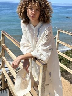 A natural white oversized dress with a boxy sleeve, v-neck, and side pockets. The high-quality fabric elevates its comfort and ease. Style it with flats to make a statement. Fog Linen, Textiles Techniques, Handwoven Fabric, Black Crane, Friend Outfits, Unisex Accessories