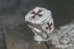 tem Specific Metal: Sterling Silver 92.5% Dimension: 26 .5x 20 x 24.5mm Ring Weigh: 16.5 g Enamel : White and Red Shipping - Shipping through Thailand Post by Economy Register Mail, taking 30-60 days (or more). - Expedited shipping service through DHL,taking 5-14 days delivery (Non Refundable). Exchange, Return and Refund - If you need to resize, exchange or return, please contact us. Masonic Ring, Cross Ring, Signet Ring, Sterling Ring, Sterling Silver Rings, Gold Plate, Ring Size, Silver Rings, Plating