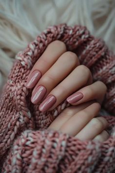 30 Bright & Beautiful November Nails Colors Trending in 2024 Dark Pink Sns Nails, Nails For Blondes, Neutral Fall Nails Gel, Fall Nail Color Ideas, Warm Bronde, Bluesky Nails, Fall Nail Color, Nail Appointment