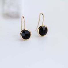 Gift for Women, Black Onyx Earrings, Onyx Earrings, Gem Earrings, 14K Gold Earrings, Minimalist Earrings, Black Earrings, Gemstone Earrings, Black Stone Jewelry, Black Stone EarringsNatural gemstone Black Onyx earrings in 14K solid gold. Simplicity meets elegance for a stunning result. 100% handcrafted with love!D E T A I L S● Metal: 14K solid gold, 14K white gold or 14K rose gold● Gemstone: Black Onyx, round briolette cut● Stone Diameter: 10mm (0.4in), 8mm (0.31in)H O W ∙ T O ∙ O R D E RChoose Black Stone Earrings, Gold For Women, Black Onyx Earrings, Gem Earrings, Earrings Gemstone, Black Diamond Ring, Jewelry Black, Onyx Earrings, Earrings Minimalist