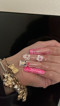 Hello Kitty Nails Art, Glamour Nails, Cute Acrylic Nail Designs, Hello Kitty Nails, Long Acrylic Nails Coffin, Long Square Acrylic Nails, Unique Acrylic Nails, Bling Acrylic Nails