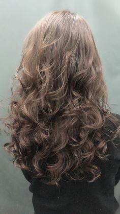 Naturally Wavy Hair Cuts, Wavy Layered Haircuts, Wavy Layered Hair, Hair Cut Ideas, Layered Haircuts For Medium Hair, Natural Wavy Hair