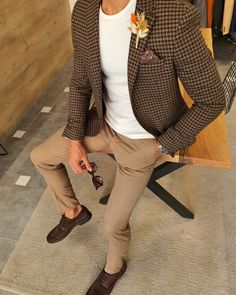 Color: Brown, Suit Size: EU50/US40 Terno Slim Fit, Plaid Outerwear, Blazer Outfits Men, Brown Suit, Kalam Quotes, Slim Fit Blazer, Mens Fashion Blazer, Color Combinations For Clothes, Mens Casual Dress Outfits